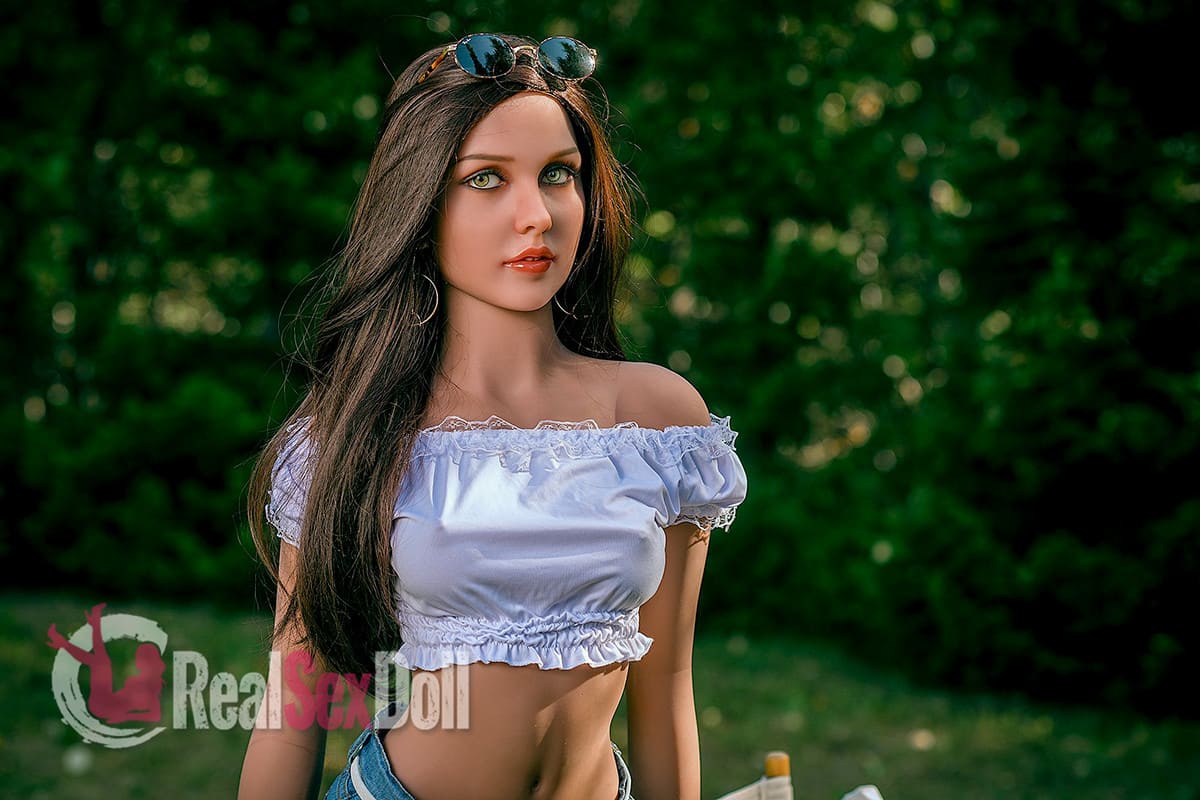 157cm / 5ft2 B-cup Skinny Real Sex Doll Penny vista 6