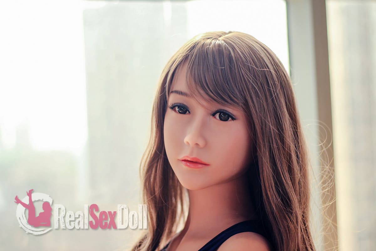 157cm / 5ft2 B-cup Asian Love Doll Nora vista 8