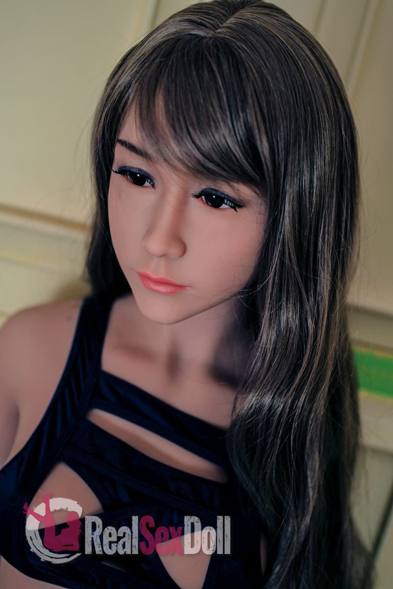 157cm / 5ft2 B-cup Asian Love Doll Nora vista 2