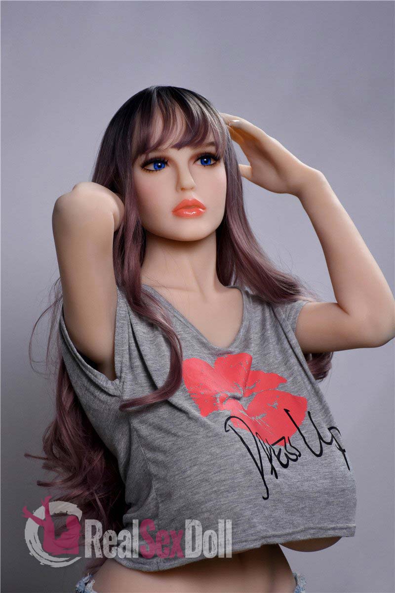 155cm / 5ft1 Super Voluptuous Love Doll Mila vista 5