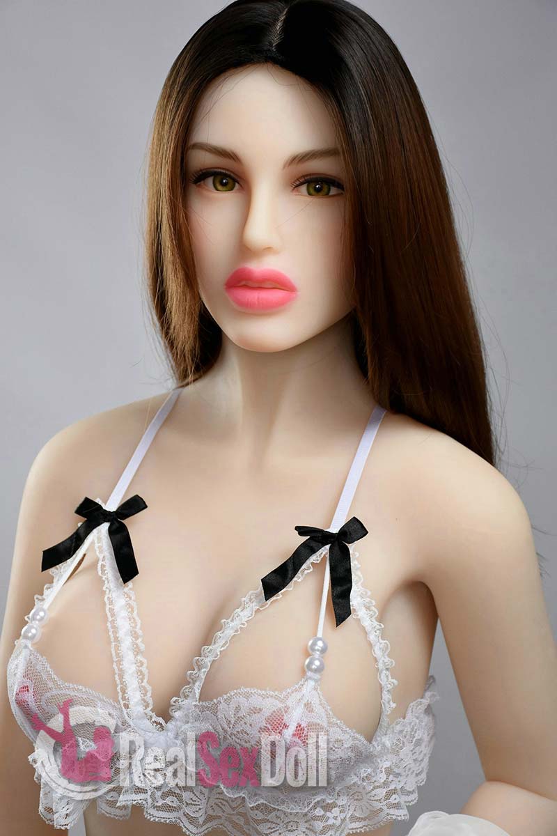 165cm / 5ft5 Kissy Lips Sex Doll Willa vista 3