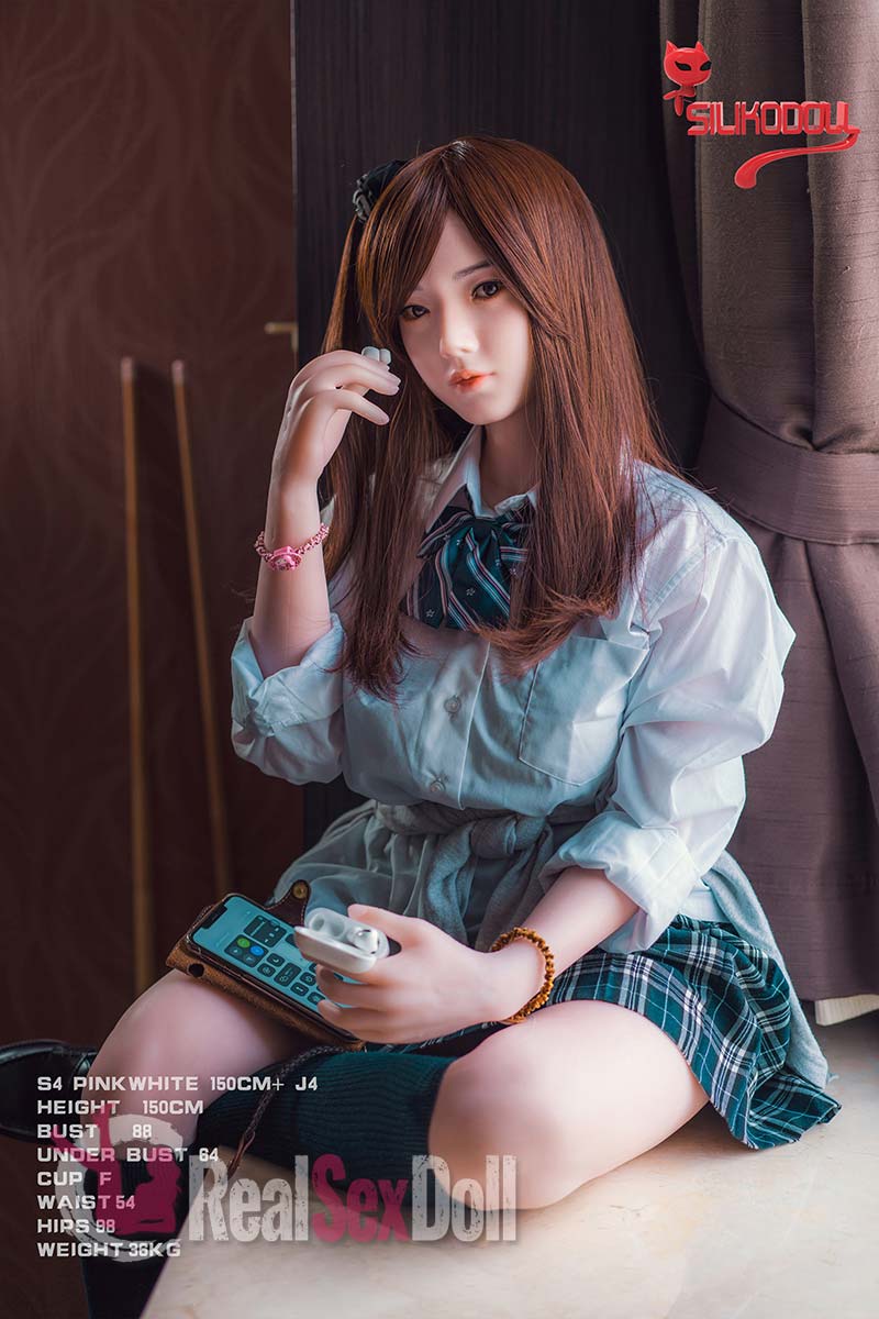 150cm / 4ft11 F-cup Asian Silicone Sex Doll Florence With Head J4 vista 7