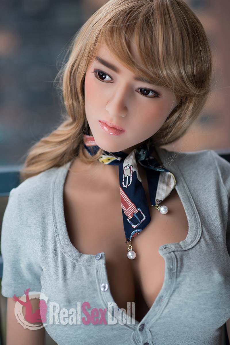 165cm / 5ft5 F-Cup Innocent Asian Real Doll Aviva vista 3