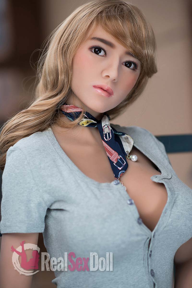 165cm / 5ft5 F-Cup Innocent Asian Real Doll Aviva vista 2