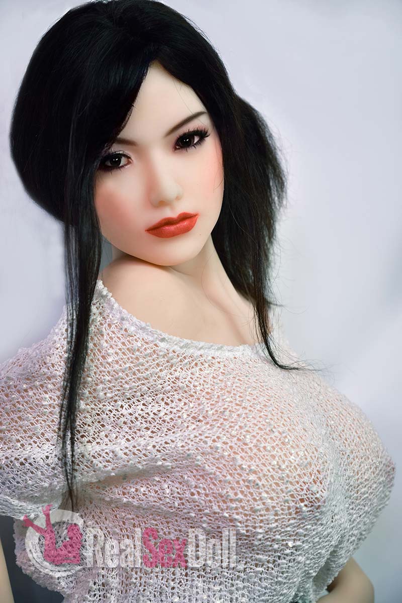 150cm /4ft11 Bunny Sex Doll Maisy vista 2