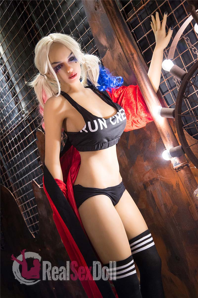 168cm / 5ft6 G-Cup Cosplay Sex Doll Bella vista 2