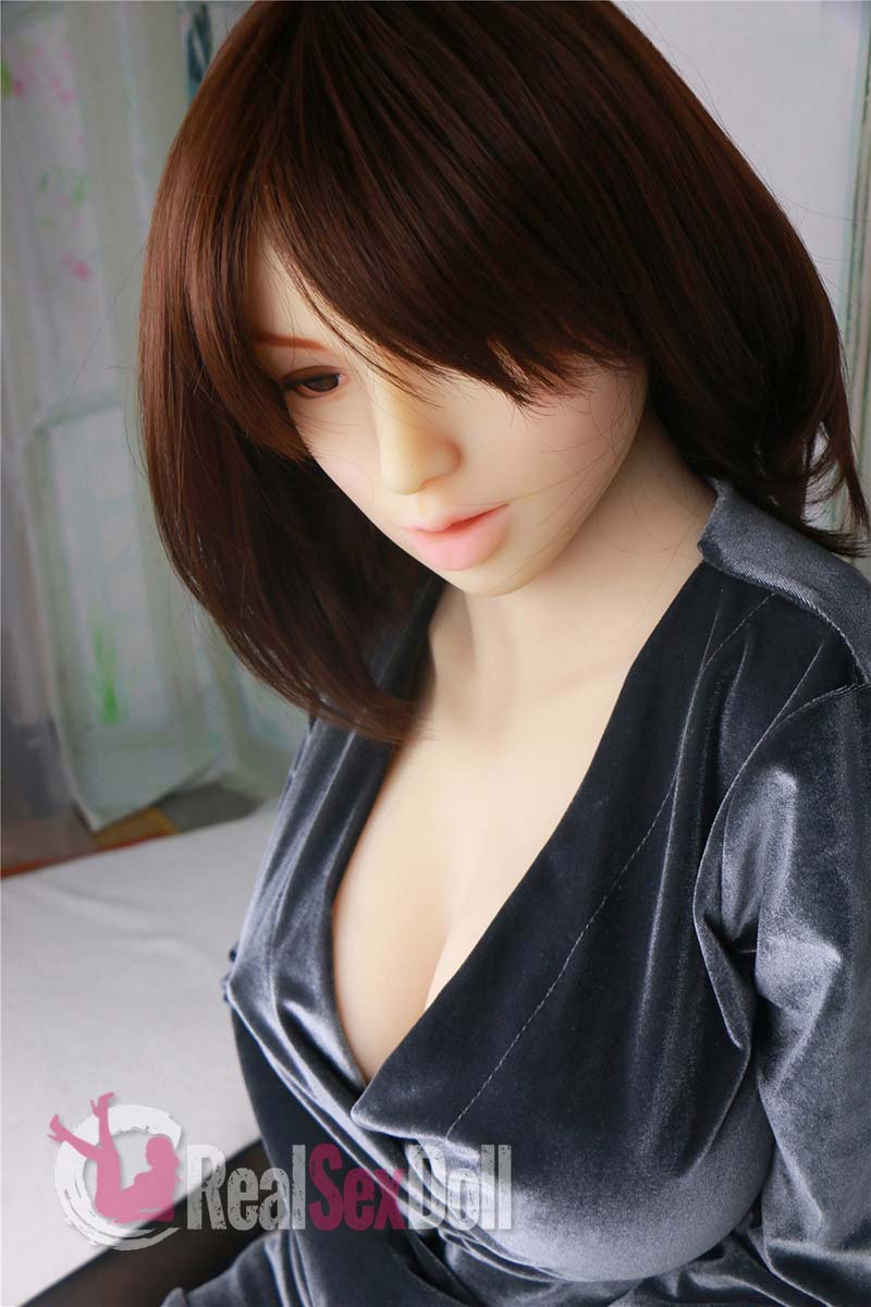 163cm / 5ft4 G-Cup Life Size Doll Evelina vista 5