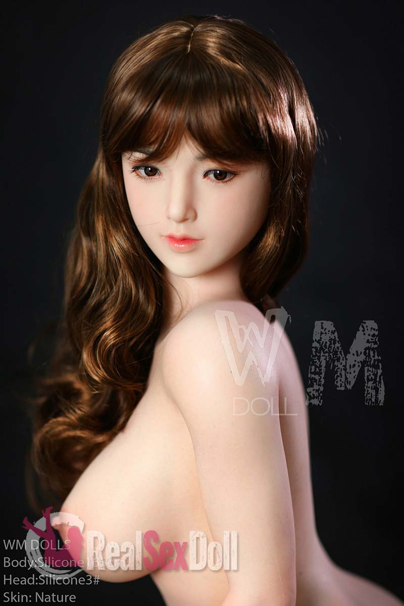 165cm /5ft5 F-Cup Silicone Sex Doll April vista 5