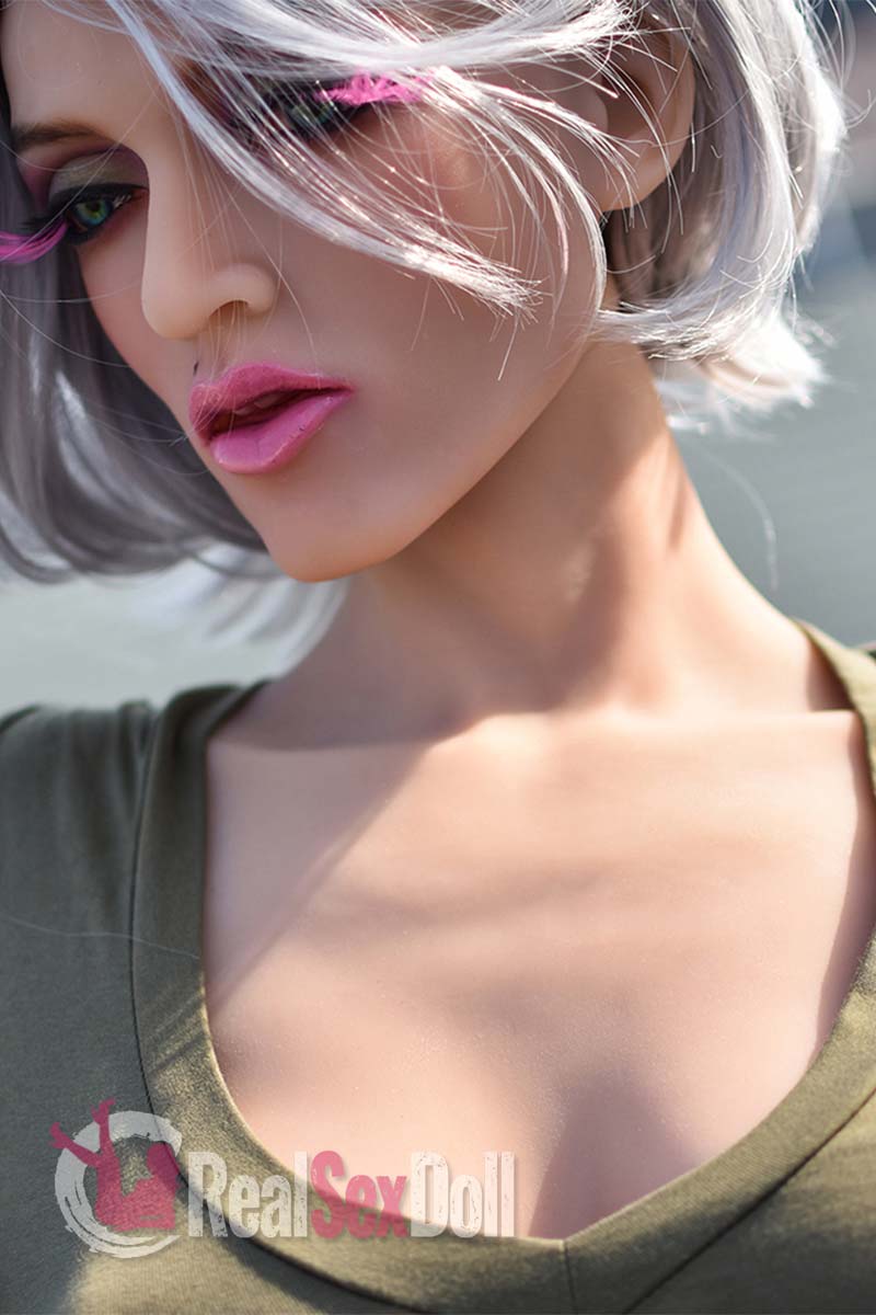 163cm / 5ft4  B-cup Sensational Looking Sex Doll Lilac vista 2
