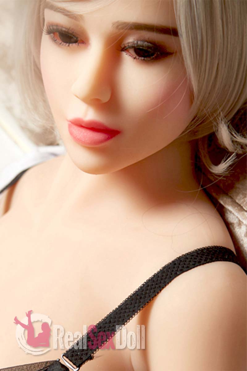 165cm / 5ft5 G-Cup Busty Sex Doll Eilis vista 4