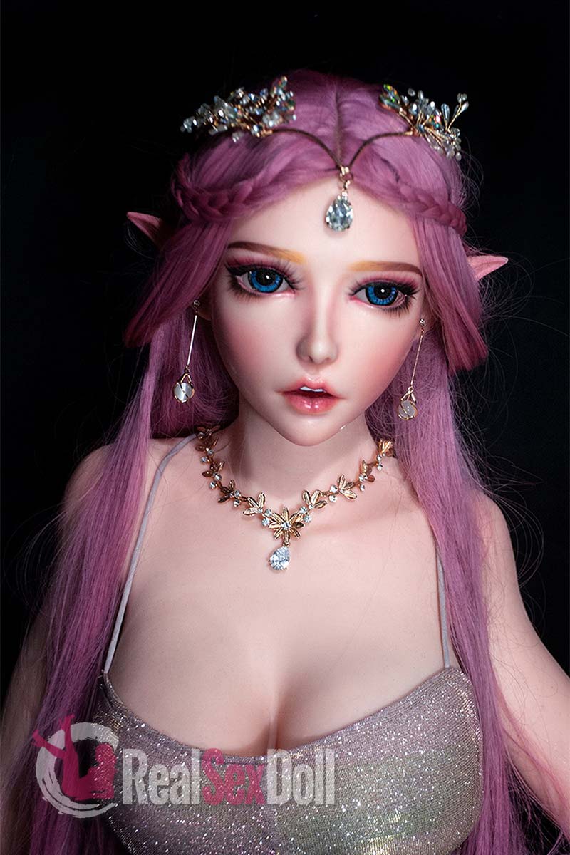 150cm/4ft11 Anime Silicone Sex Doll Takano Rie vista 2