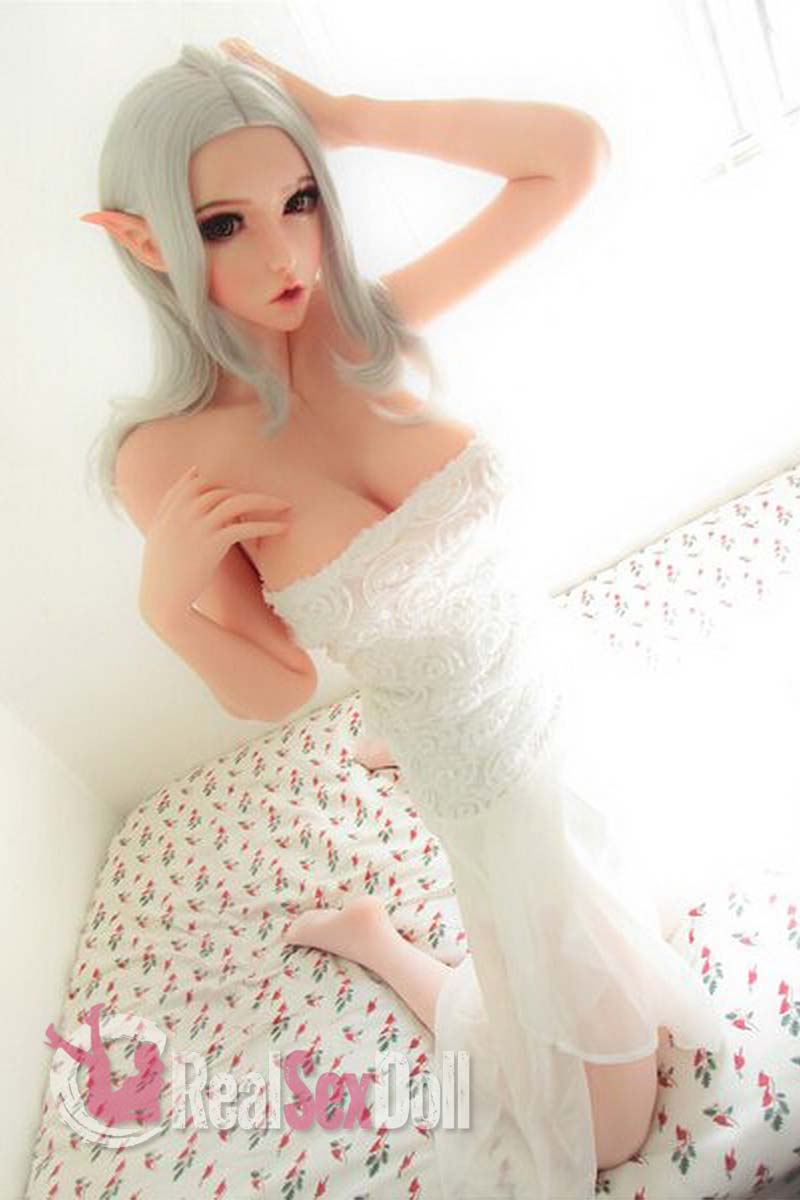 150cm/4ft11 Anime Silicone Sex Doll Takano Rie vista 6