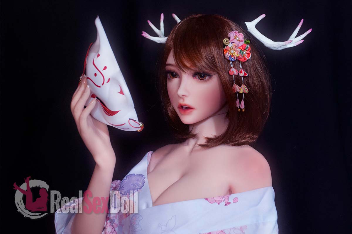 150cm/4ft11 Anime Silicone Sex Doll Akimoto Mizuki vista 8