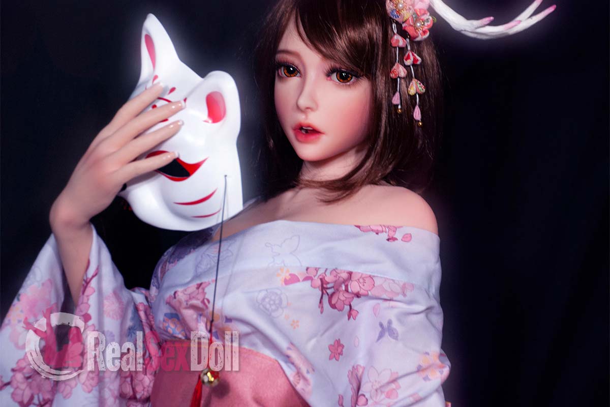 150cm/4ft11 Anime Silicone Sex Doll Akimoto Mizuki vista 4