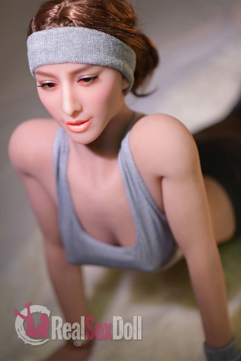 170cm/5ft7 C-cup Skinny Sex Doll Melanie