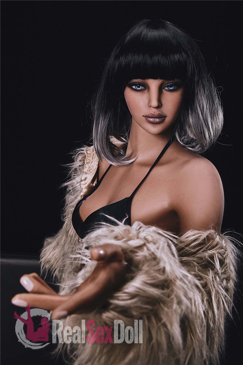168cm/5ft6 D-Cup Life Size DollEmily — 168cm — TPE