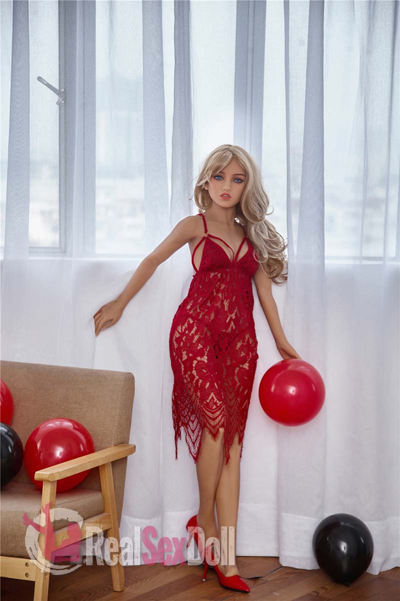 150cm/4ft11 B-Cup Small Breasts Love Doll Victoria vista 2