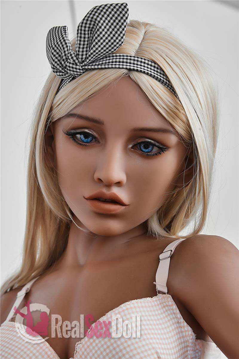 150cm/4ft11 B-Cup Small Breasts Blonde Love Doll Victoria vista 8