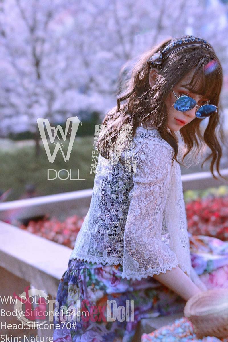 164cm /5ft4 Silicone Spring Picnic Real Doll Ariella vista 3