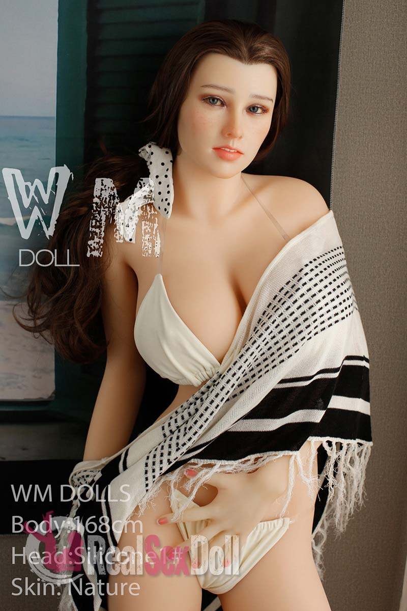 168cm/5ft6 E-cup BBW Rowena With Silicone Head
