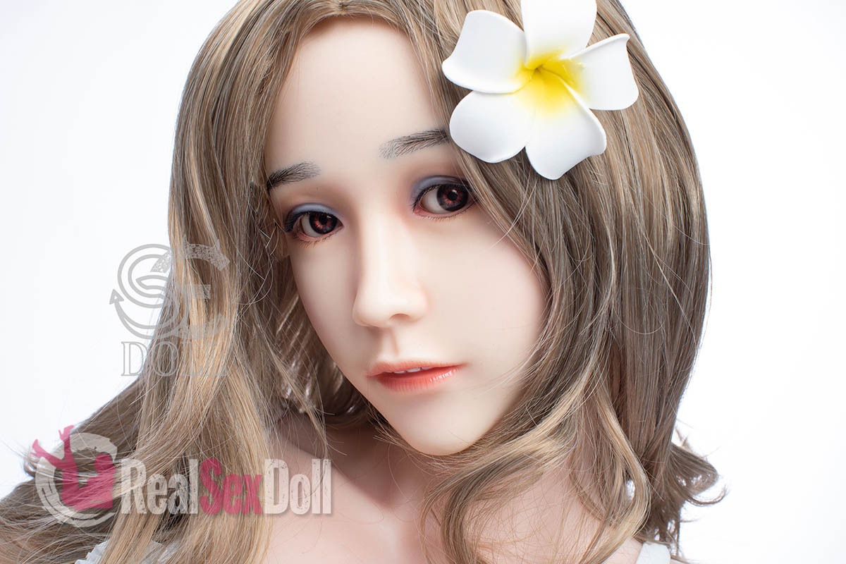 160cm/5ft3  C-cup Asian Silicone Sex Doll Celina vista 7