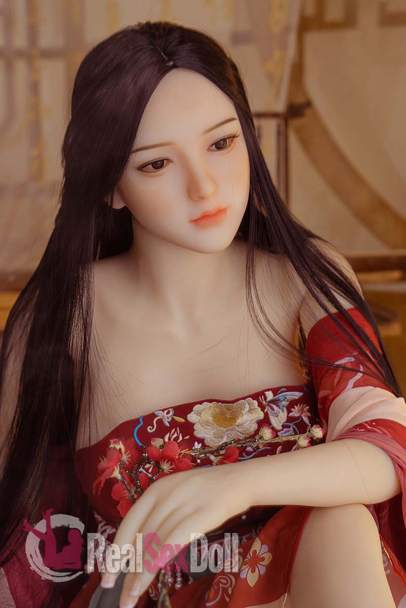 160cm / 5ft3 B-cup Japanese Sex Doll Daenerys vista 3