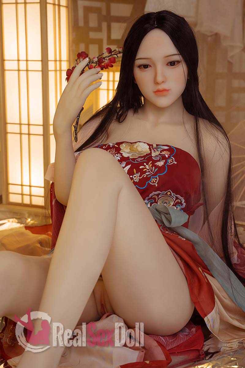 160cm / 5ft3 B-cup Japanese Sex Doll Daenerys vista 8