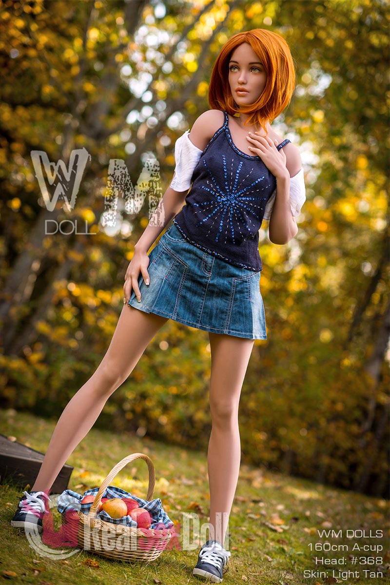 160cm/5ft4 A-cup Skinny Sex Doll Marina vista 3
