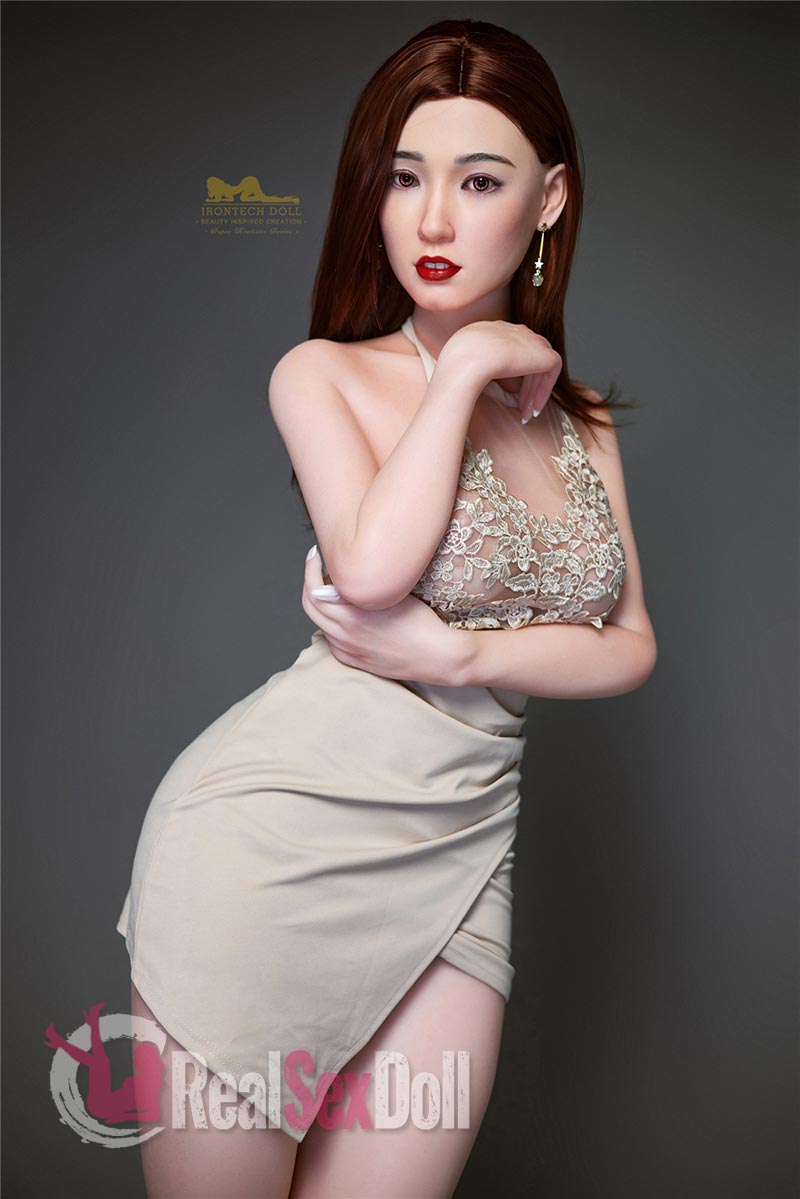 153cm/4ft11 F-cup Asian Silicone Sex Doll Betty