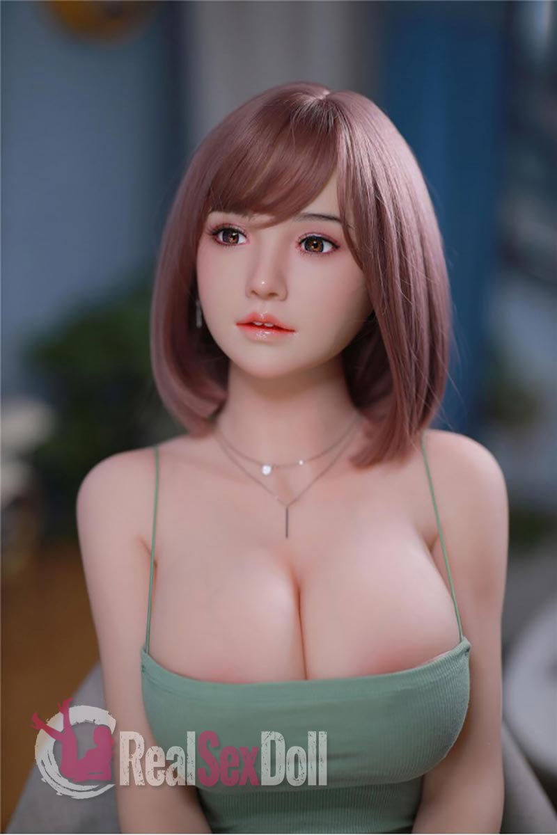 161cm /5ft3 E-cup Big Breasts Sex Doll YunXi With Silicone Head vista 4