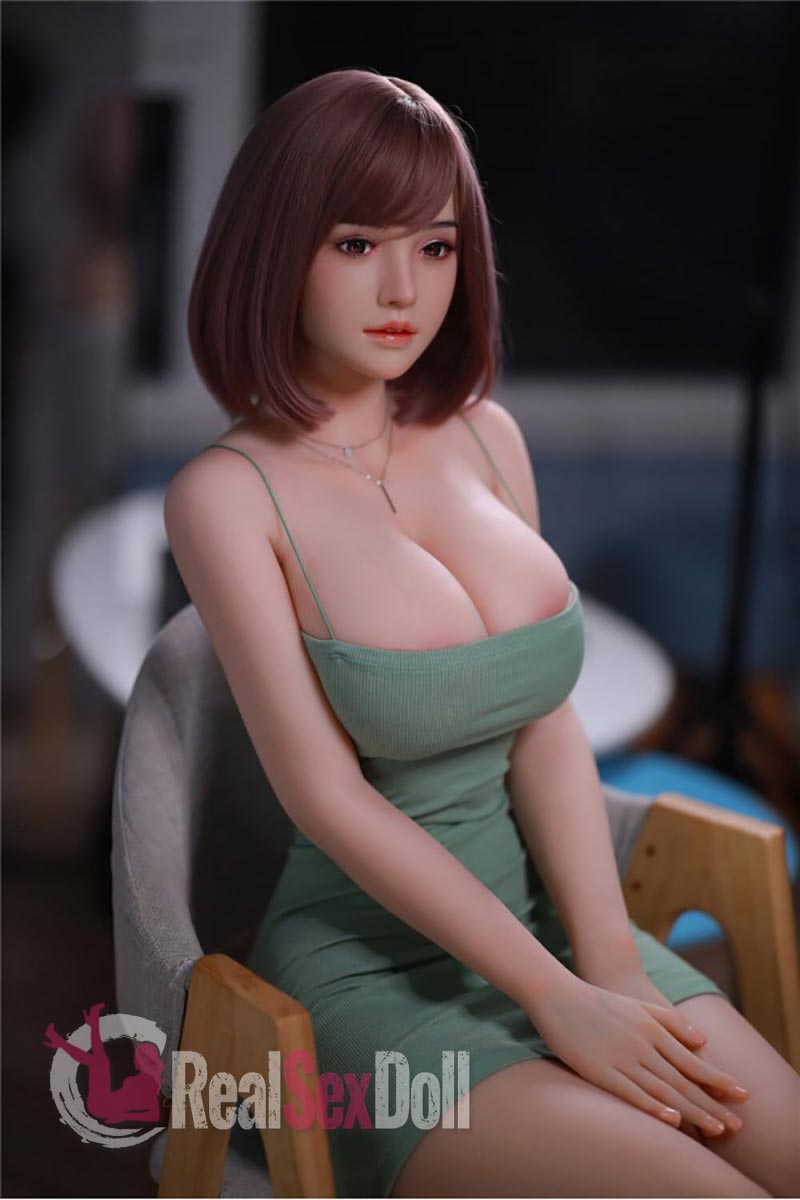 161cm /5ft3 E-cup Big Breasts Sex Doll YunXi With Silicone Head vista 2