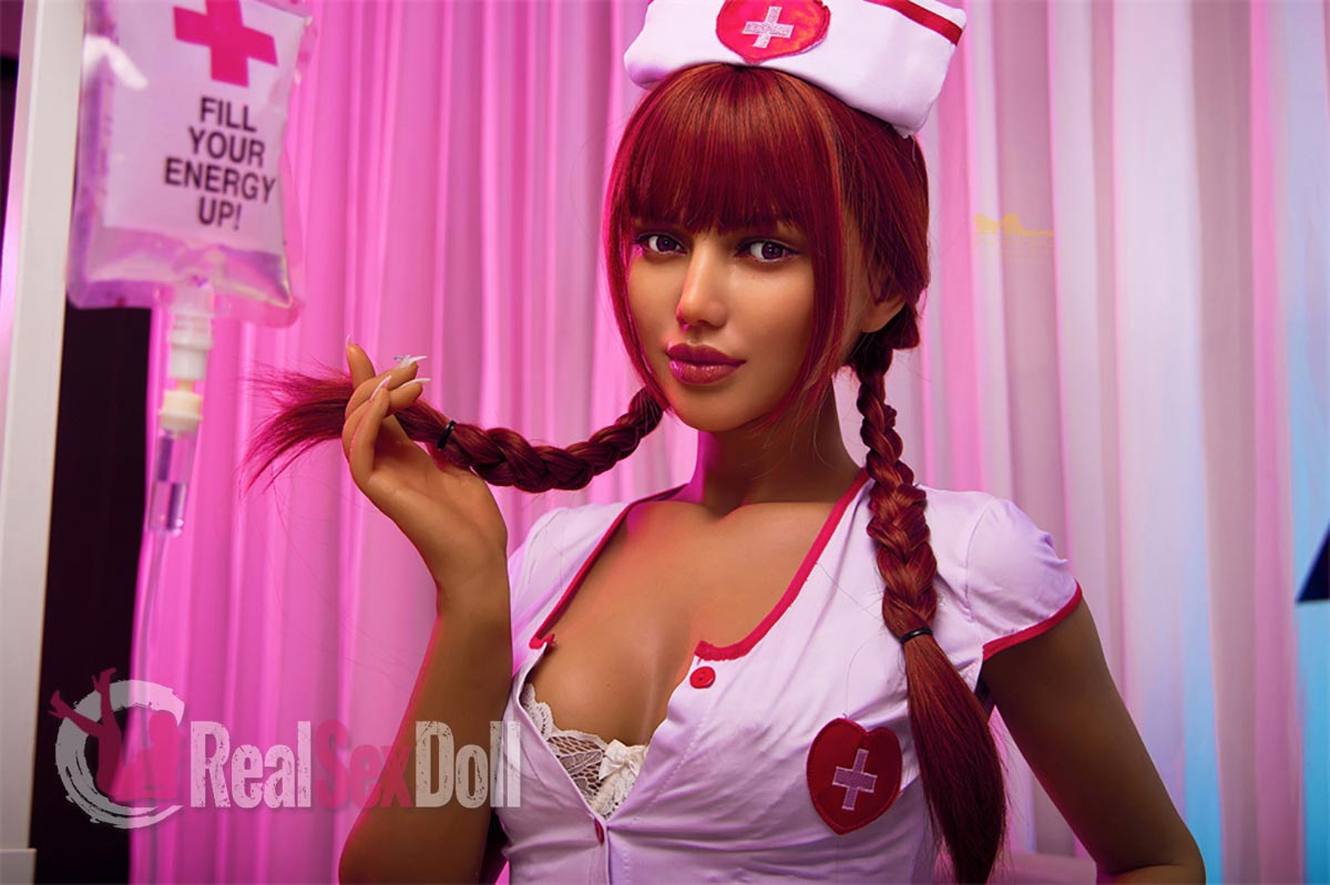 168cm/5ft6 Small Breasts Silicone Sex Doll Celine S13 vista 6