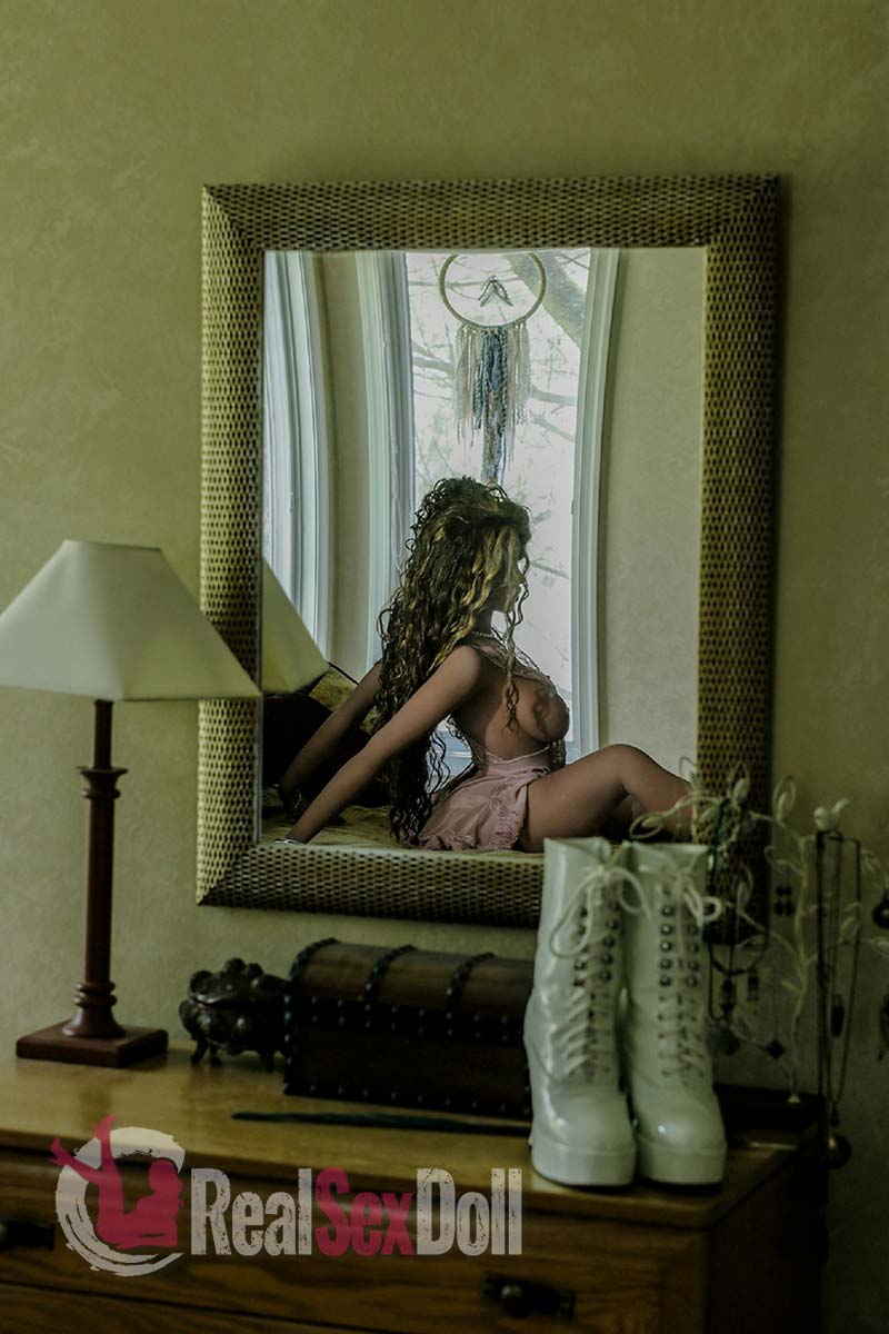 170cm/5ft7 E-cup Blonde Sex Doll Stephanie vista 7