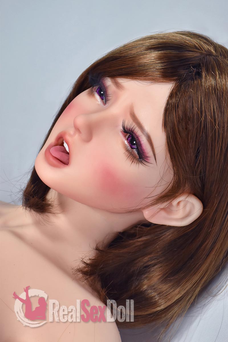 150cm/4ft11 Silicone Love Goddess Yukina vista 4