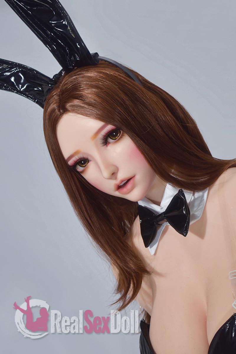 150cm/4ft11 Silicone Flirtatious Goddess Kana vista 6
