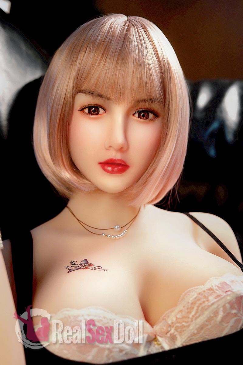 165cm/5ft5 D-cup Asian Love Doll Zsoka vista 4