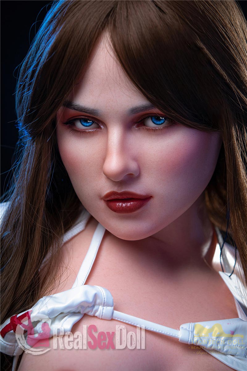 152cm/4ft11 Irontech Silicone Love Doll Hazel vista 3