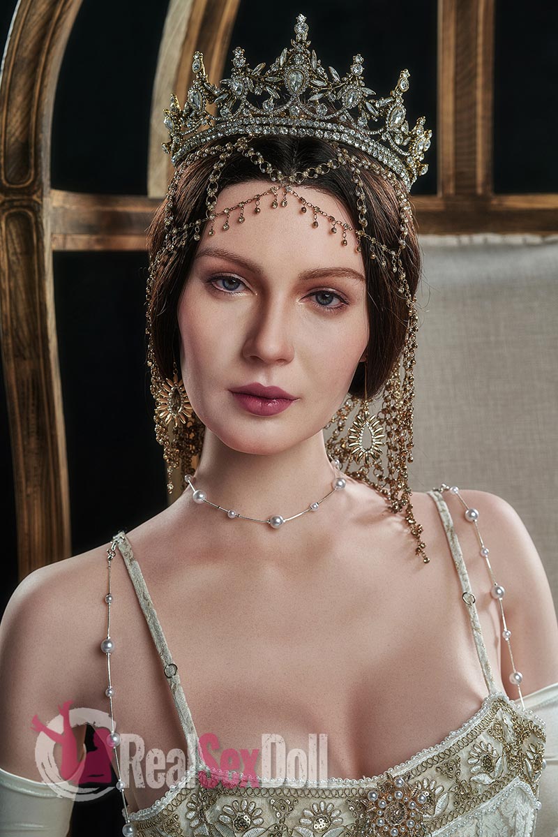 170cm/5ft7 C-cup Noble Empress With Head GE78 — 170cm — SILICONE
