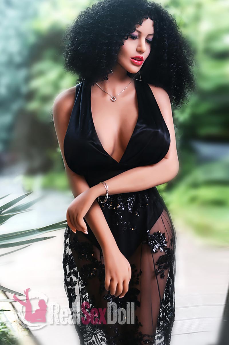158cm/5ft2 J-cup Curvy Sex Doll Sophia vista 6