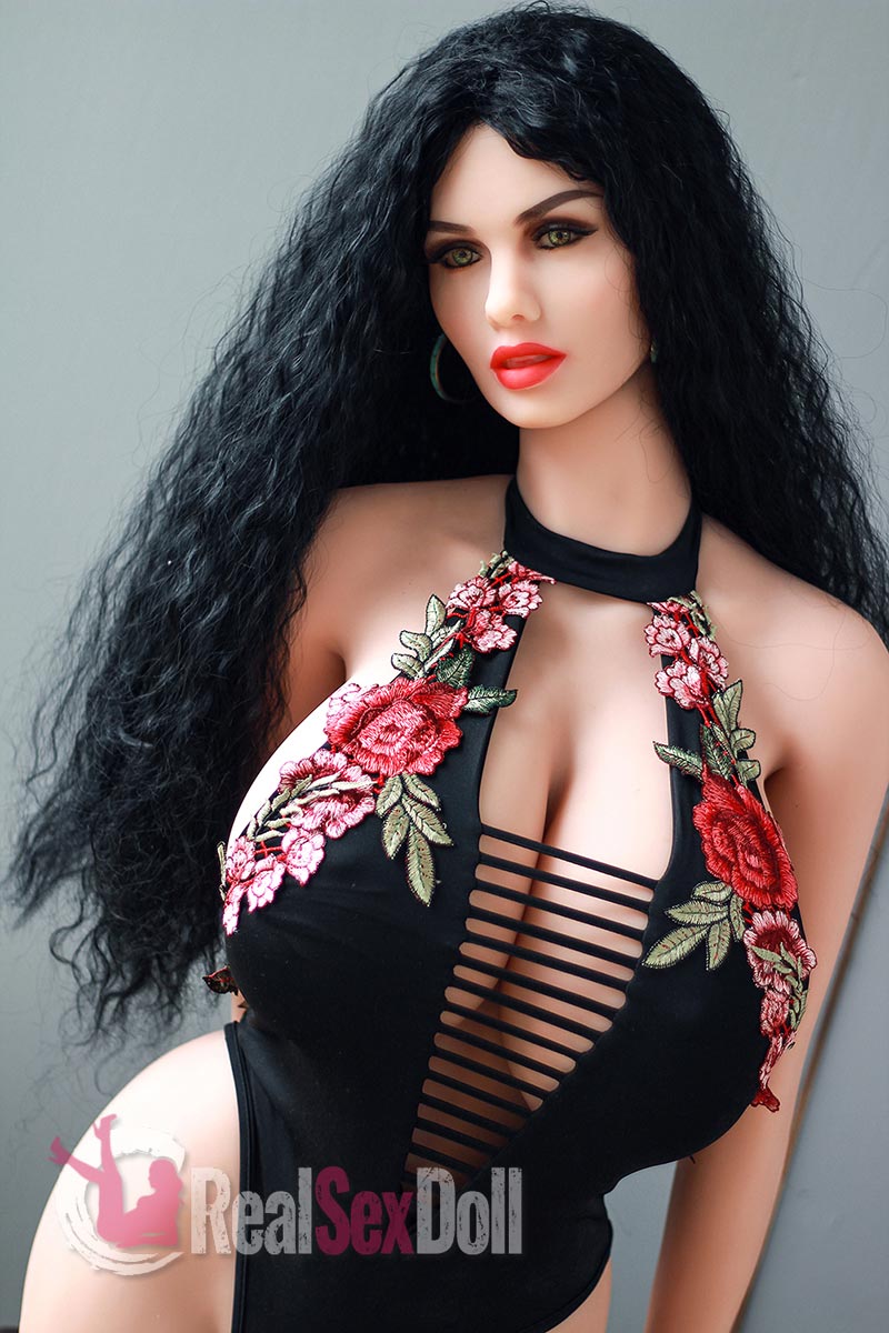 170cm/5ft7 F-cup BBW Sex Doll Noya vista 6