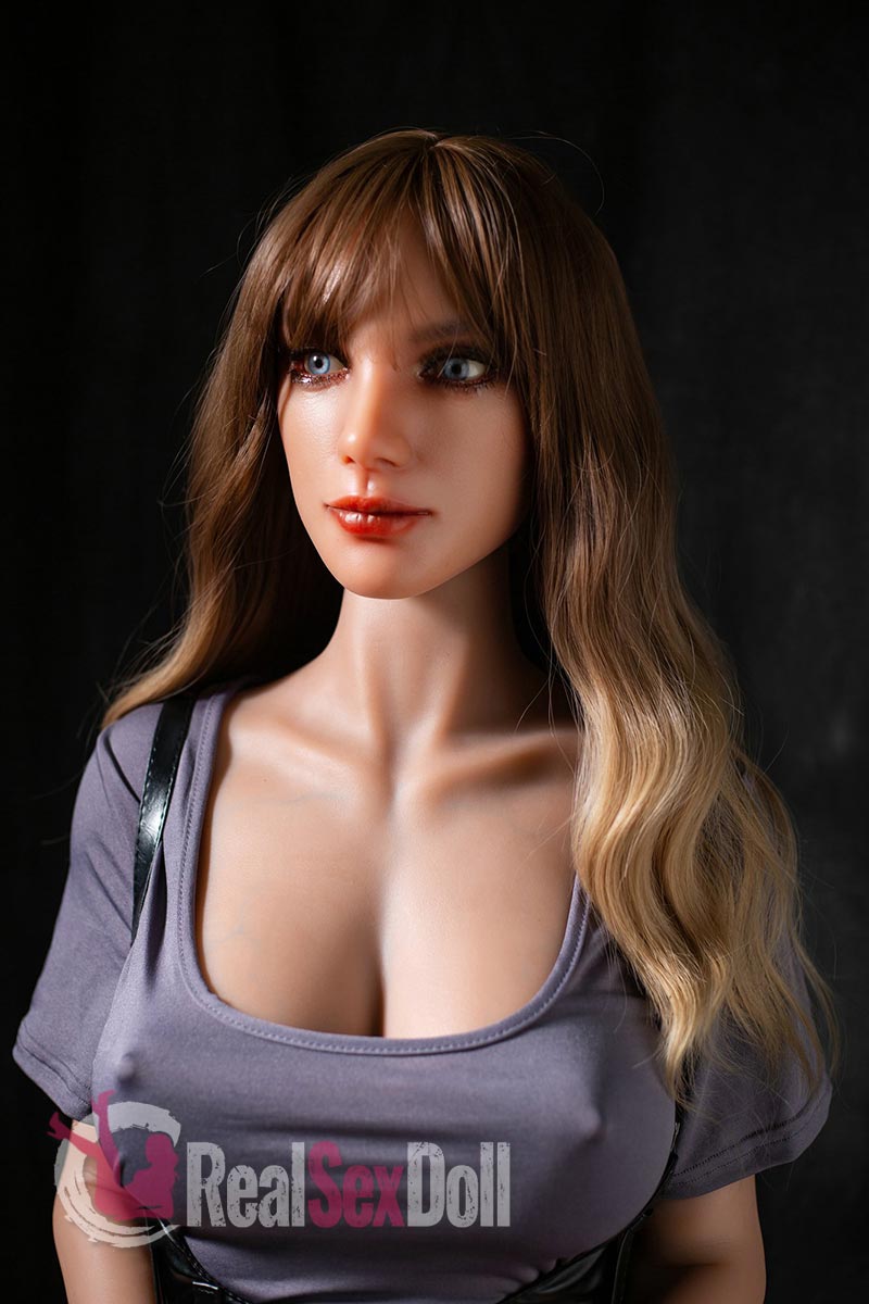 158cm/5ft2 E-cup Silicone Curvy Love Doll Jill
