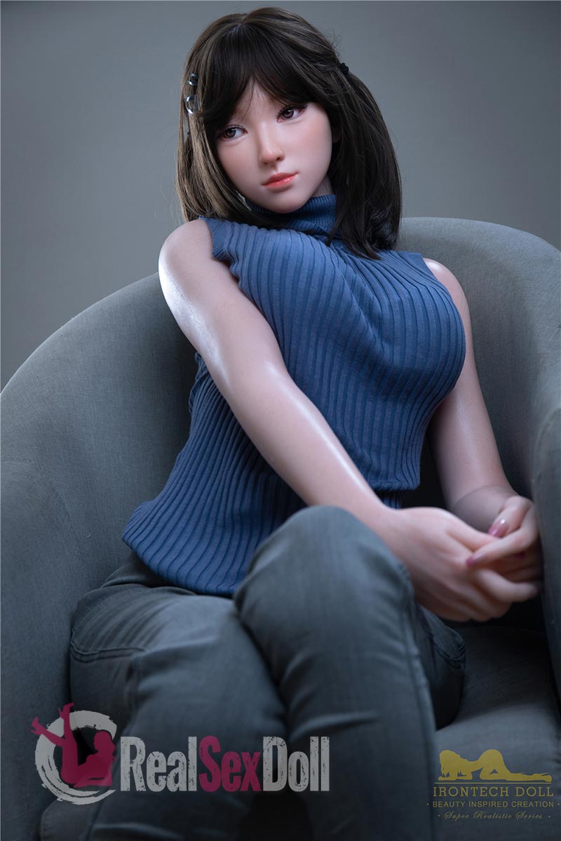 166cm/5ft5 D-cup Silicone Sex Doll  Miyuki vista 7
