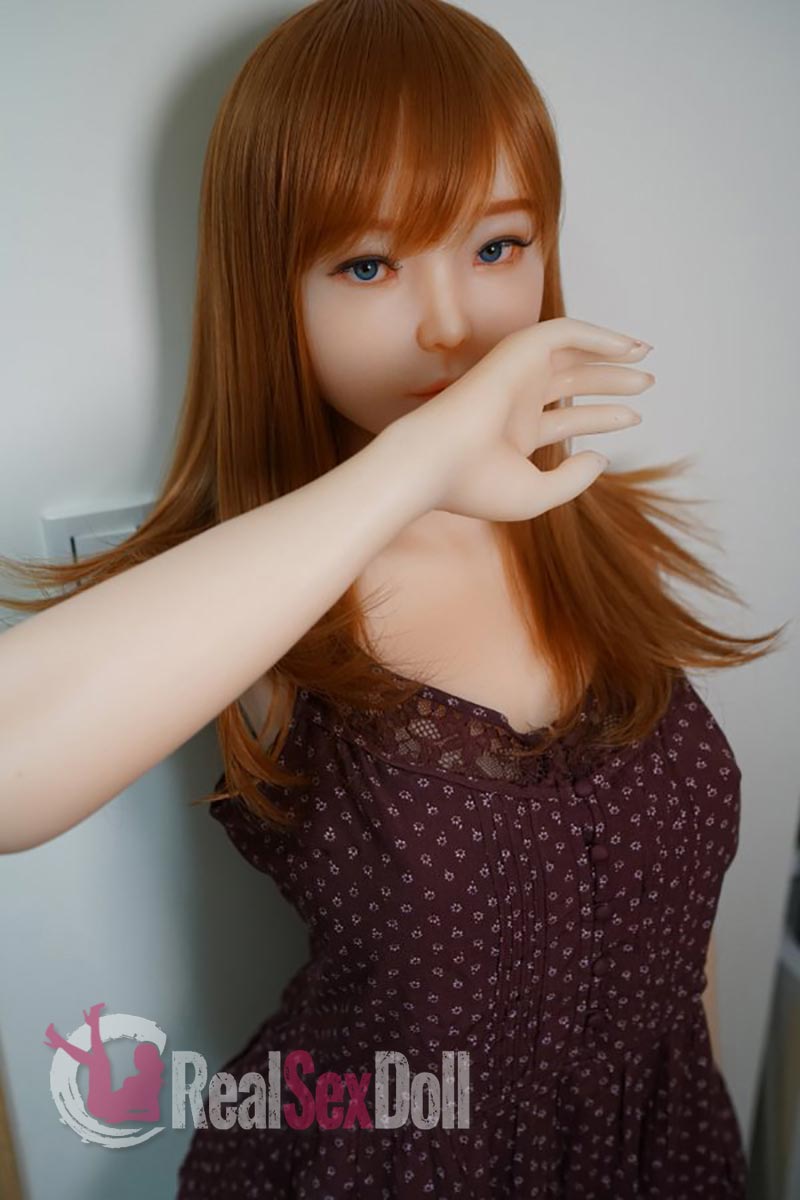 160cm/5ft3 G-cup Cruvy Sex Doll Silicone Sex Doll Akira vista 5