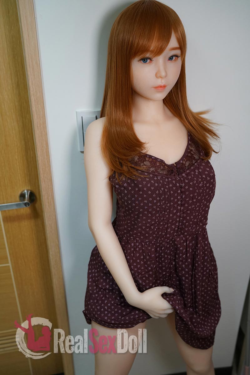 160cm/5ft3 G-cup Cruvy Sex Doll Silicone Sex Doll Akira vista 2