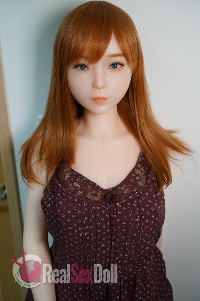 160cm/5ft3 G-cup Cruvy Sex Doll Silicone Sex Doll Akira vista 4