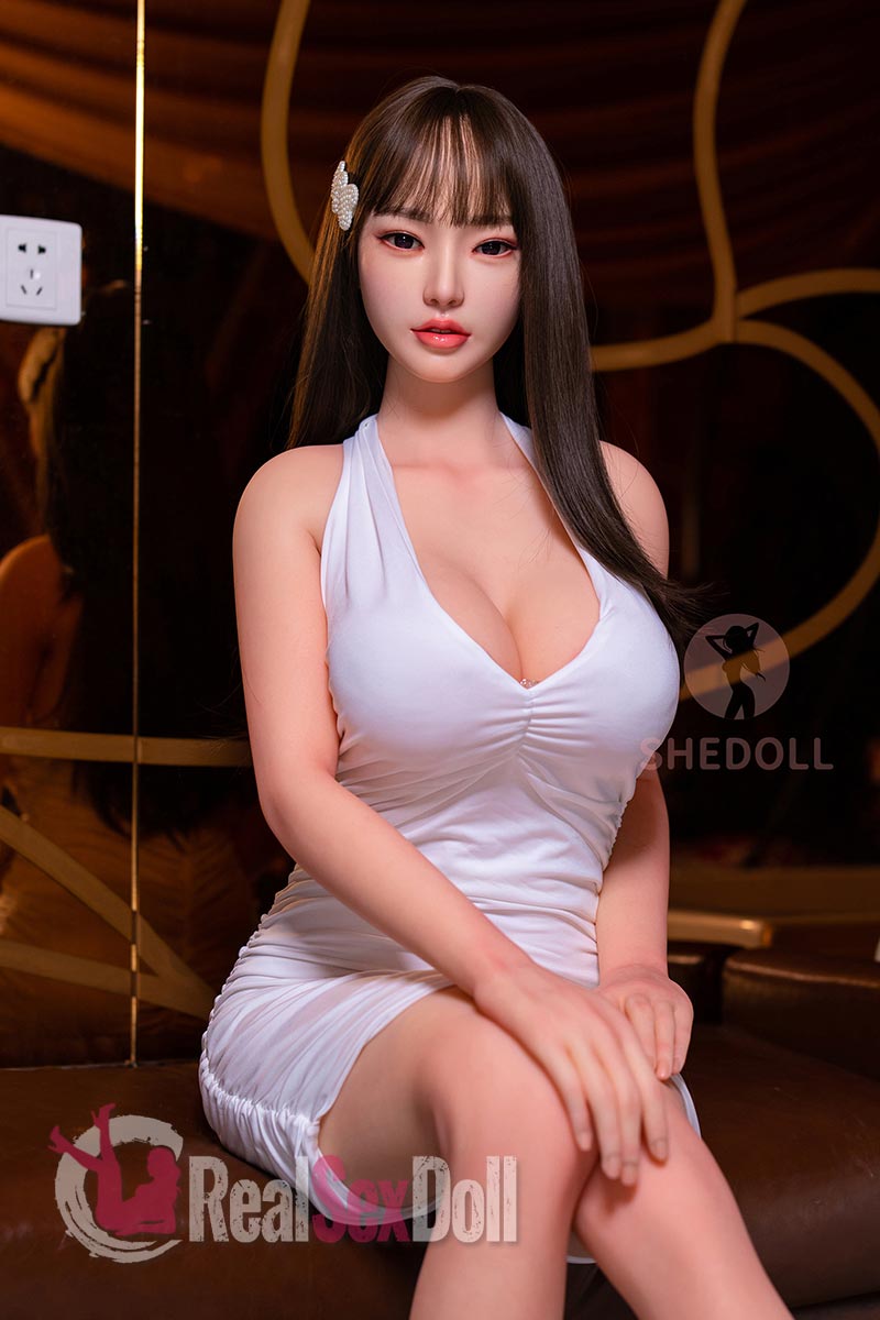 158cm/5ft2 F-cup Skinny Japanese Love Doll LuLu vista 6