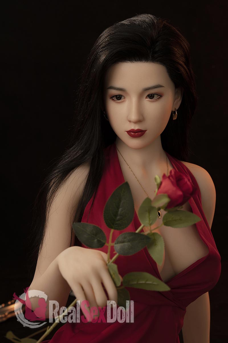 166cm / 5ft5 C-Cup Red dress brunette Sex Doll Yurio vista 3