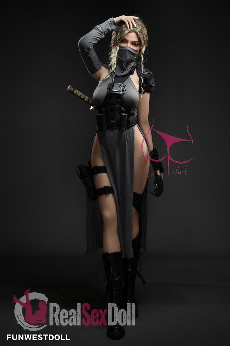 165cm / 5ft4 C-cup Cold Masked Skinny Sex Doll Lexie vista 5