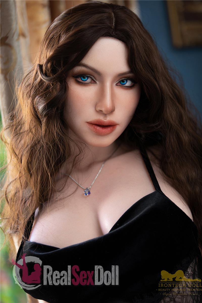 166cm 2.0/ 5ft5 D-Cup Skinny Silicone Sex Doll Zara vista 6