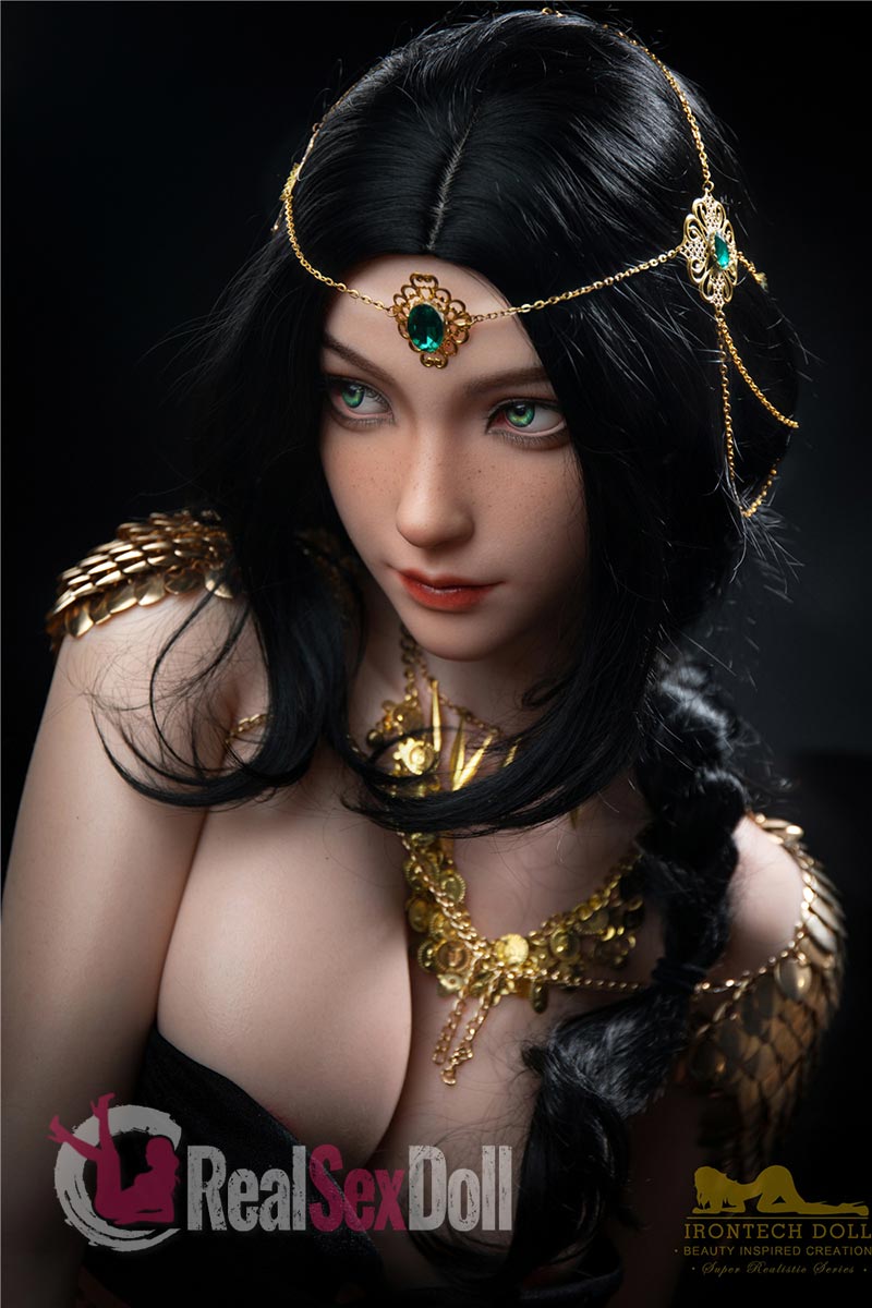 166cm 2.0/ 5ft5 D-Cup Skinny Silicone Sex Doll Kitty vista 8